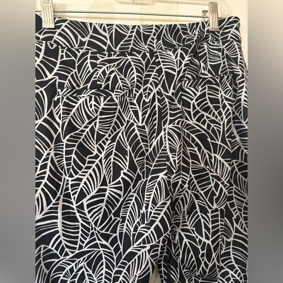 Lululemon Drawstring Pant 🌵 - Picture 3 of 7